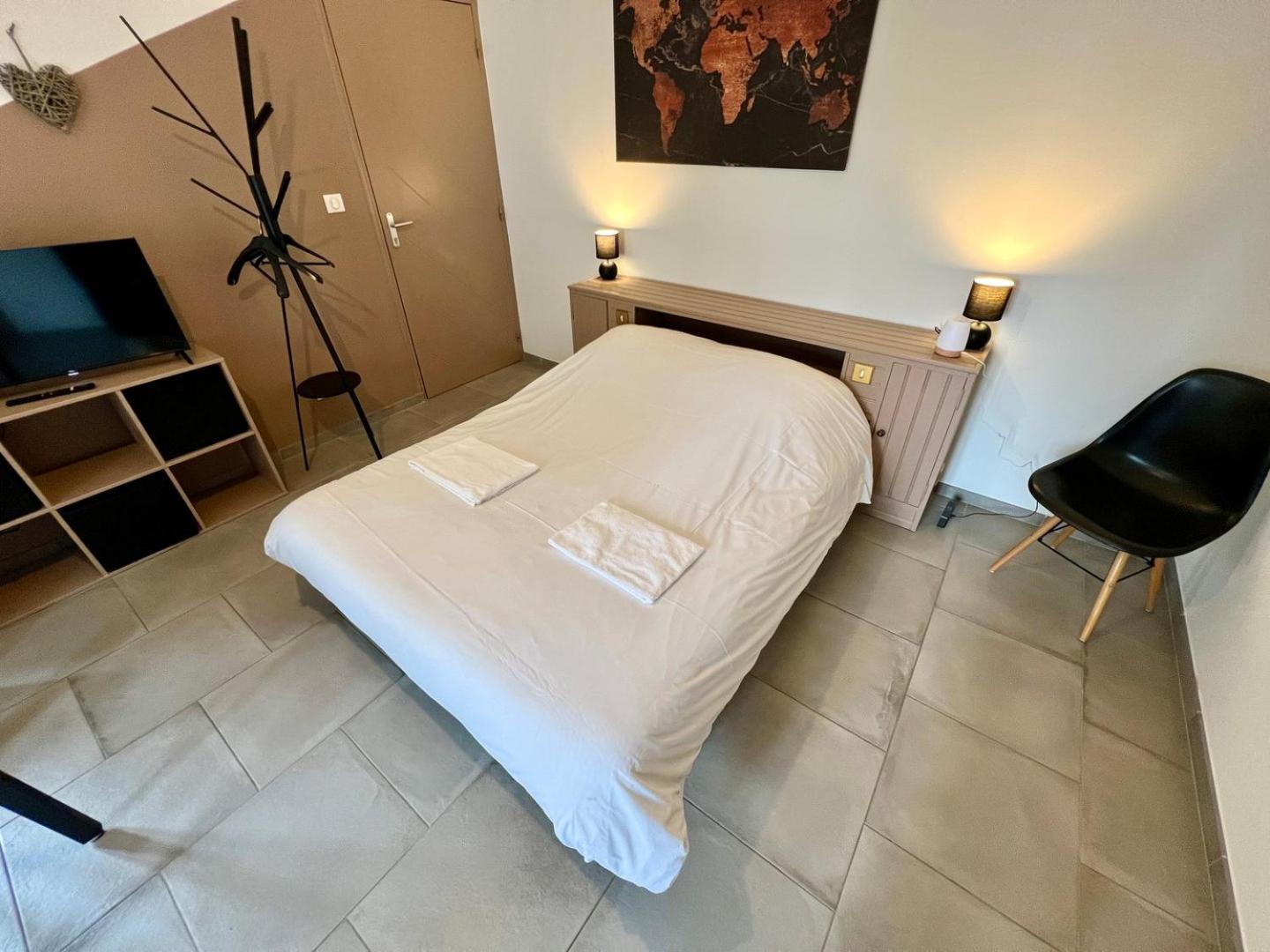 Chez Marcel - Maison 3 Chambres ลุสซาคเลส์ชาโต ภายนอก รูปภาพ